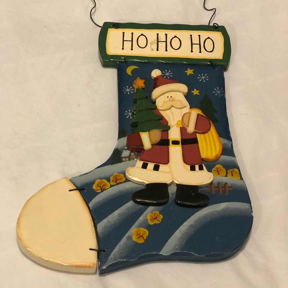 WOODEN RUSTIC STOCKING DECOR - Picture 5 of 5